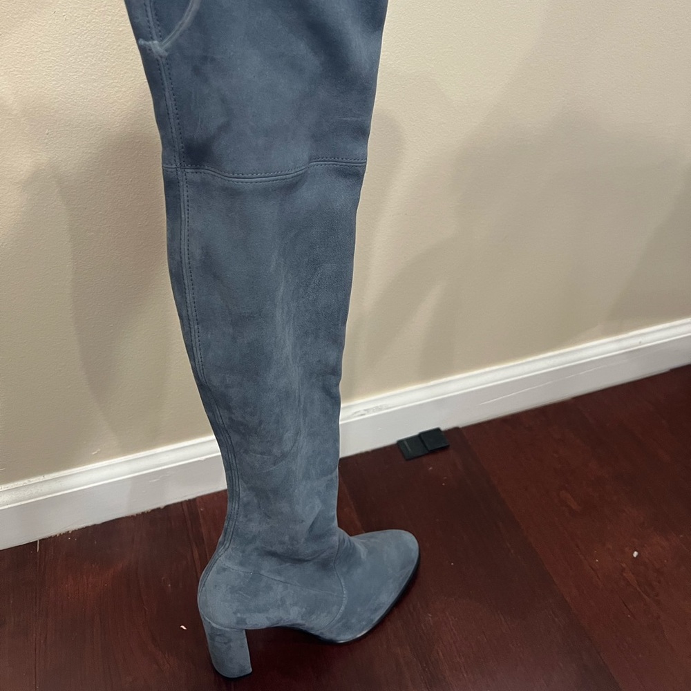 Brand new Stuart Weitzman over the knee boots.